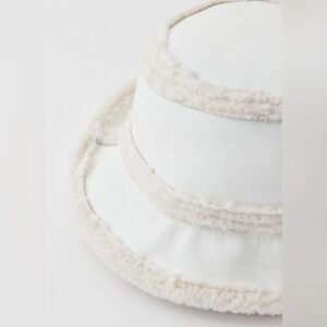 Urban Outfitters Bucket Fleece Hat
